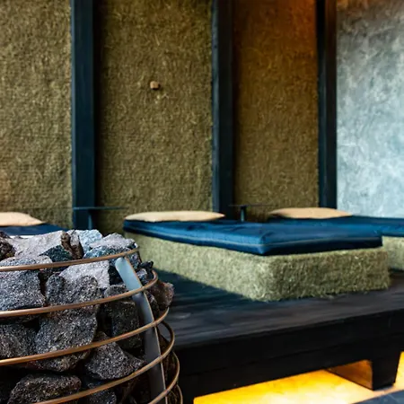 Resort Phoenix Medical *