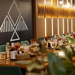 리조트 Phoenix Medical Skhidnytsia